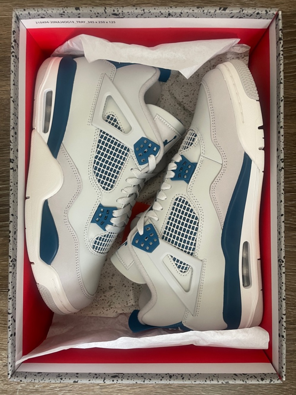 Air Jordan 4 Retro 'Military Blue' 2024